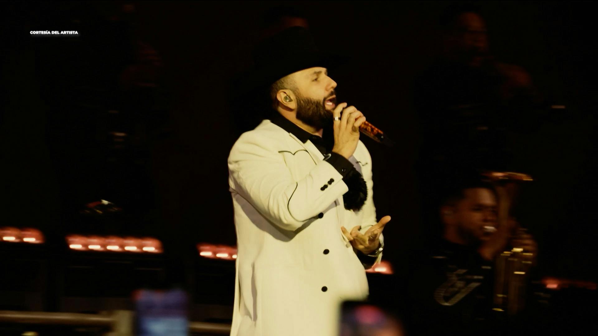 Exclusiva: así se vivieron los primeros conciertos de Carín León en La Esfera de Las Vegas