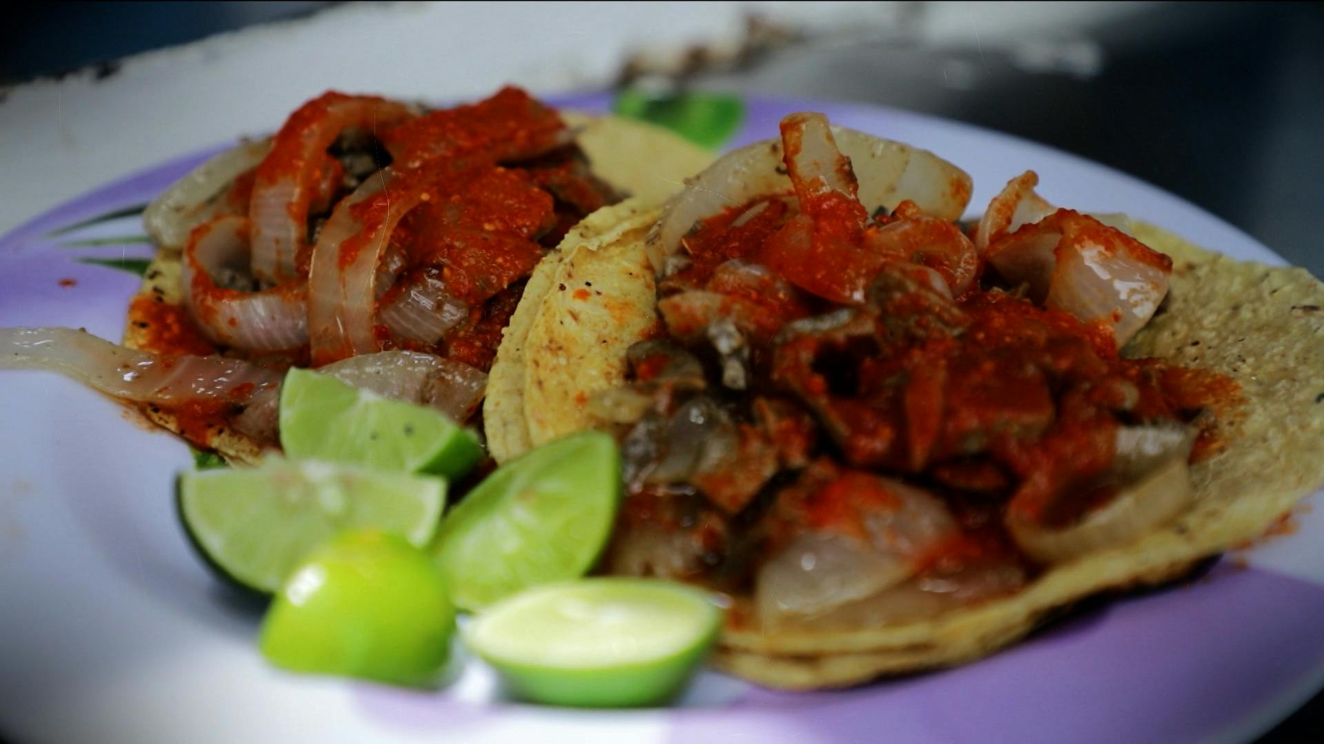 La Pura Sabrosura llega a los tacos de hígado: 54 años de sabor 