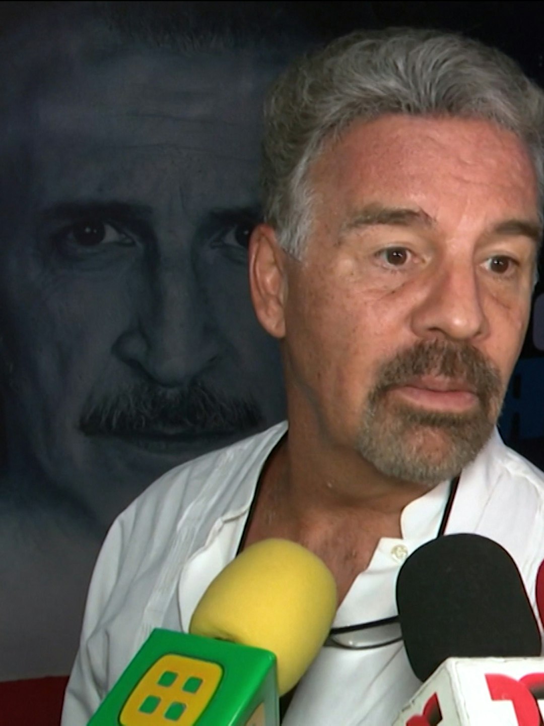 “No es algo que me inquiete”; Ari Telch reacciona al documental de su exesposa, Ninel Conde