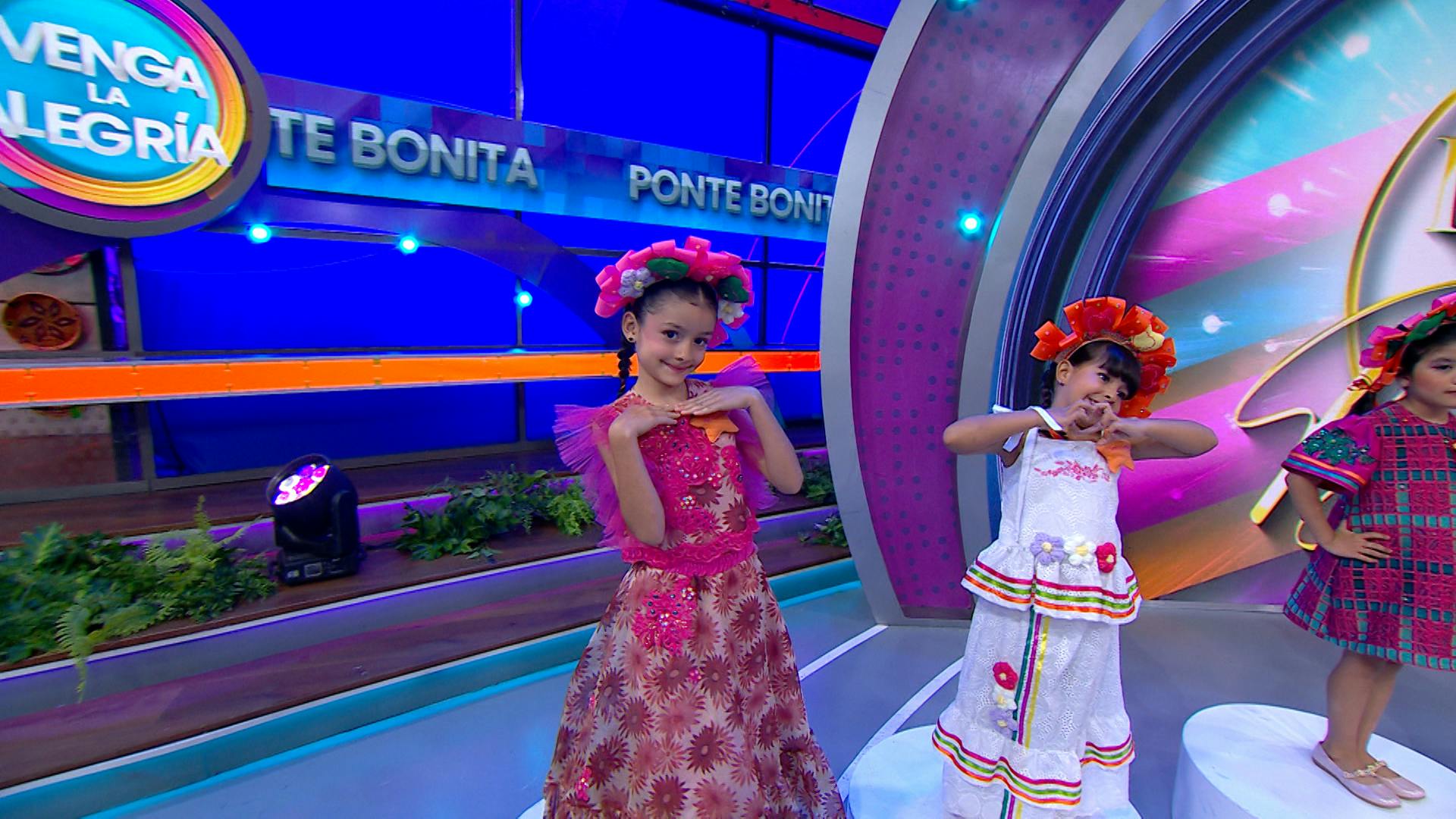 ¡Los mejores outfits para niñas en fiestas patrias! Con estos vestidos lucirán muy ad hoc