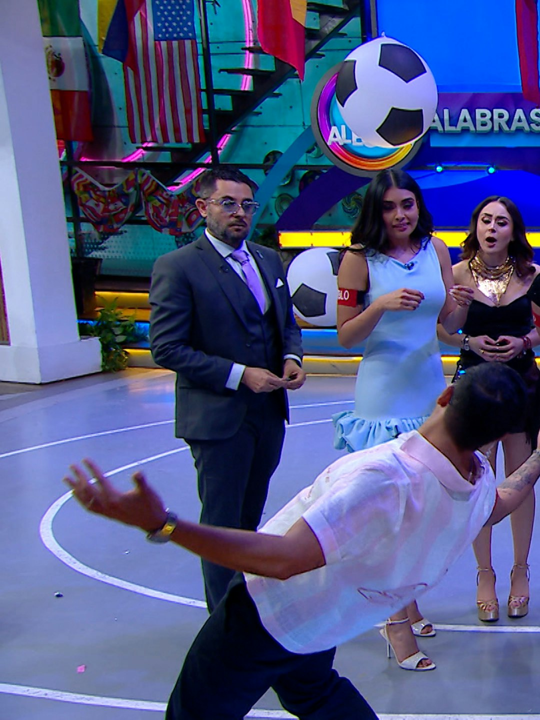 Intenso inicio de semana en el Sin Palabras ¡Los participantes pelearon por cada punto!