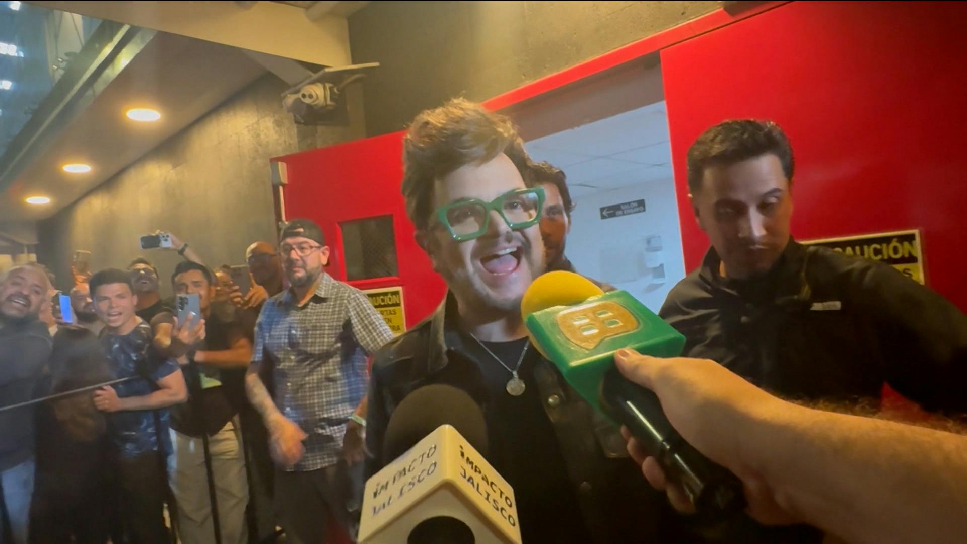 Aleks Syntek vuelve a cargar contra el reguetón y hace frente a la funa: “No hay éxito si no hay crítica”