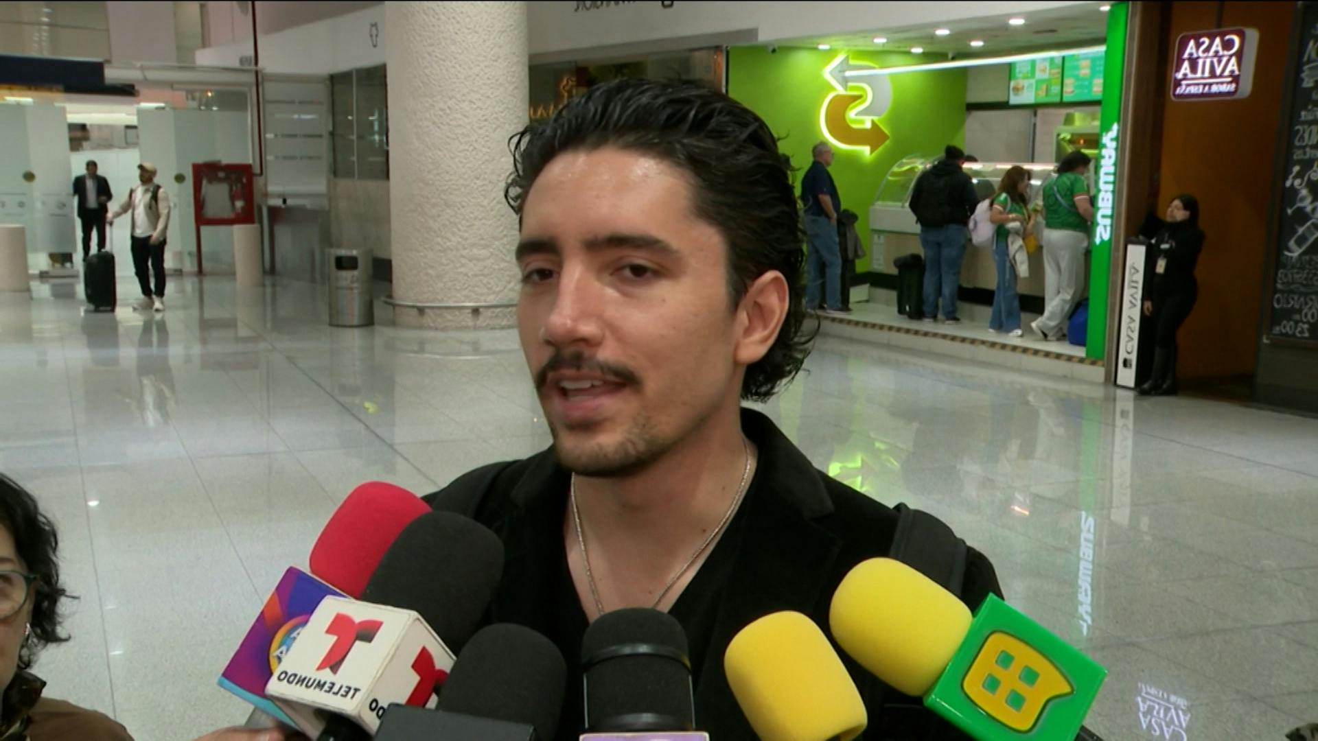 Alex Fernández anuncia el lanzamiento musical de un nuevo miembro de la dinastía: “Está súper emocionada”