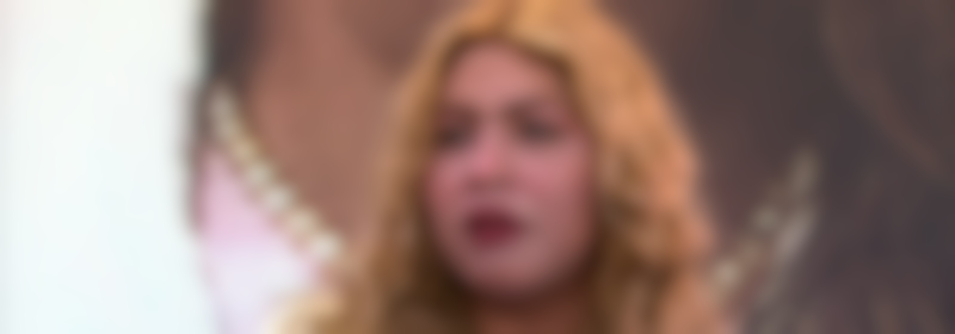 ¡La acompaña en su duelo! Ana sale de fiesta con su mamá, pero niega que sean irresponsables
