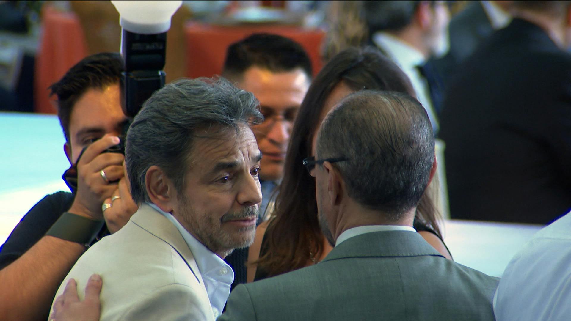 "¡Quiere volar!”, Eugenio Derbez robó cámara en el evento de Los 300 líderes más influyentes de México