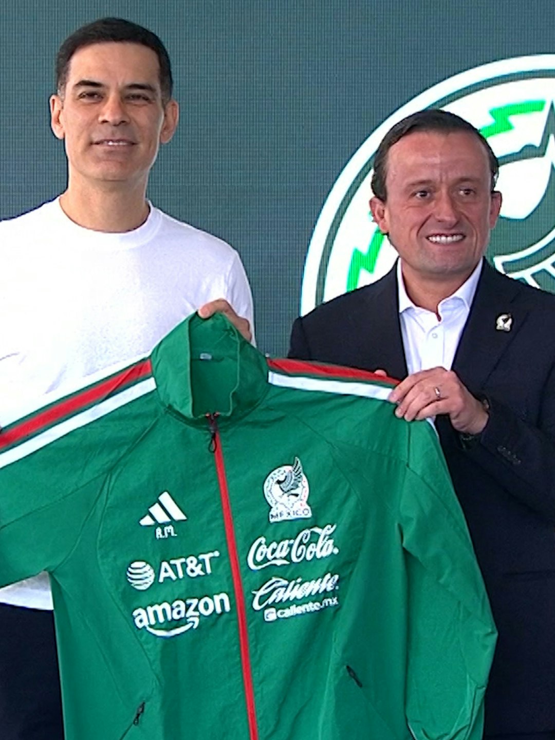 ¡Así fue la presentación oficial de Rafa Márquez como DT de la Selección Azteca!