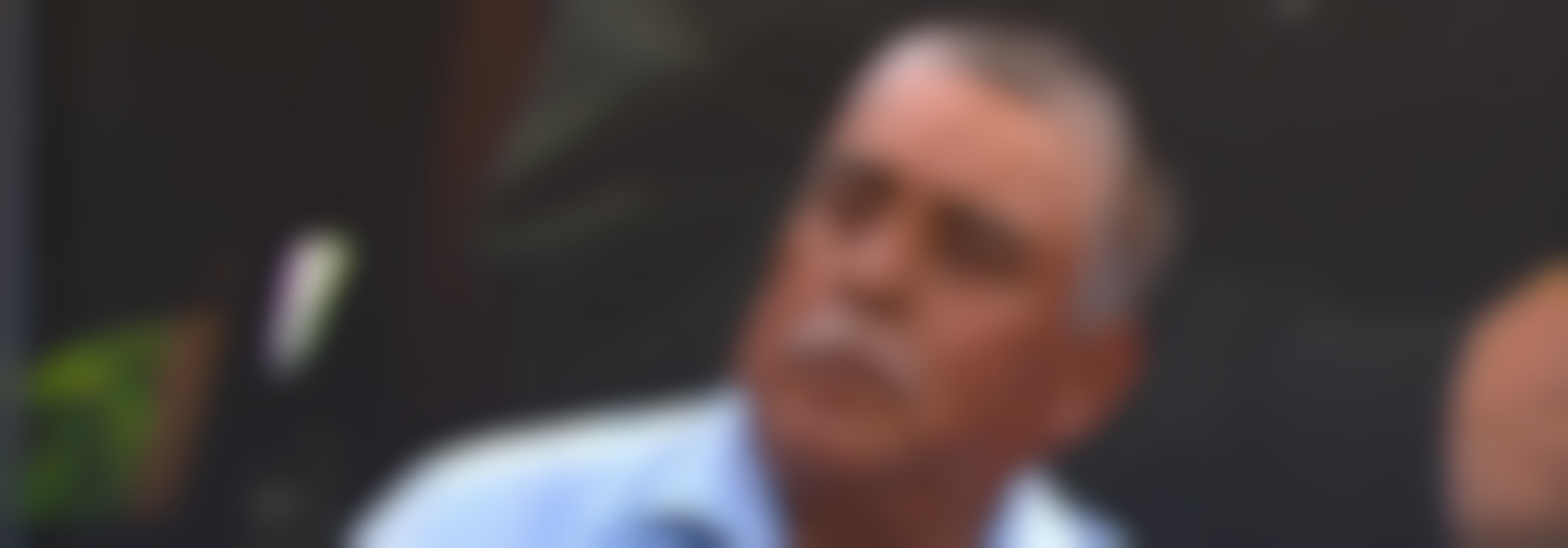 ¡No perderá la taquería! Ernesto se niega a perder su negocio aunque su hijo la pase mal