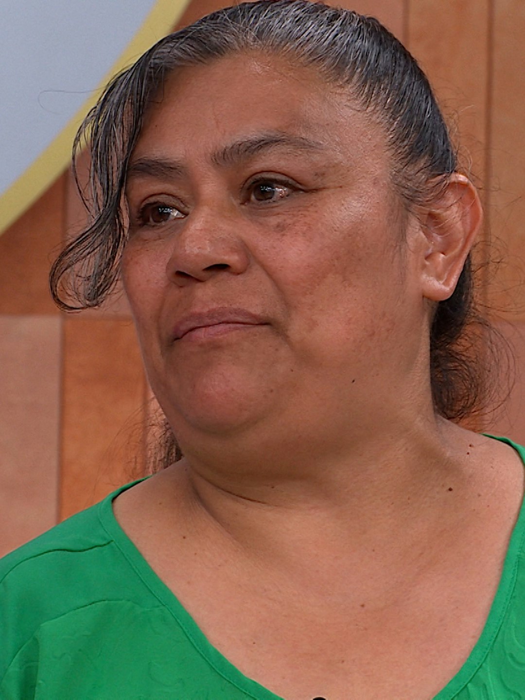 “Mi hijo humilla y manipula a mi nuera, y ella cree que eso es amor” Beatriz no está feliz con el matrimonio de su hijo