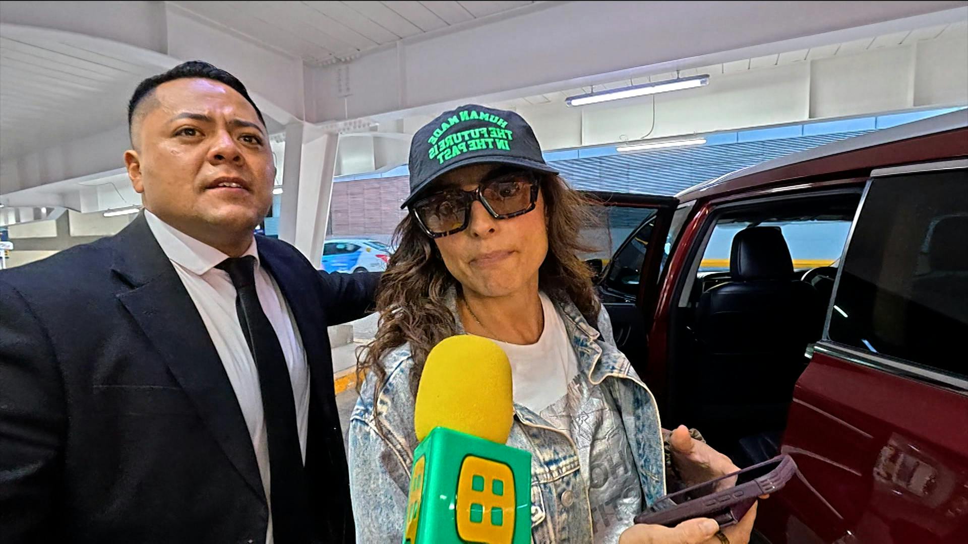 “Lo que pasa en Las Vegas, ¿dónde se queda…?”; ¡Aislinn Derbez y Mauricio Ochmann reaccionan a los rumores de reconciliación!