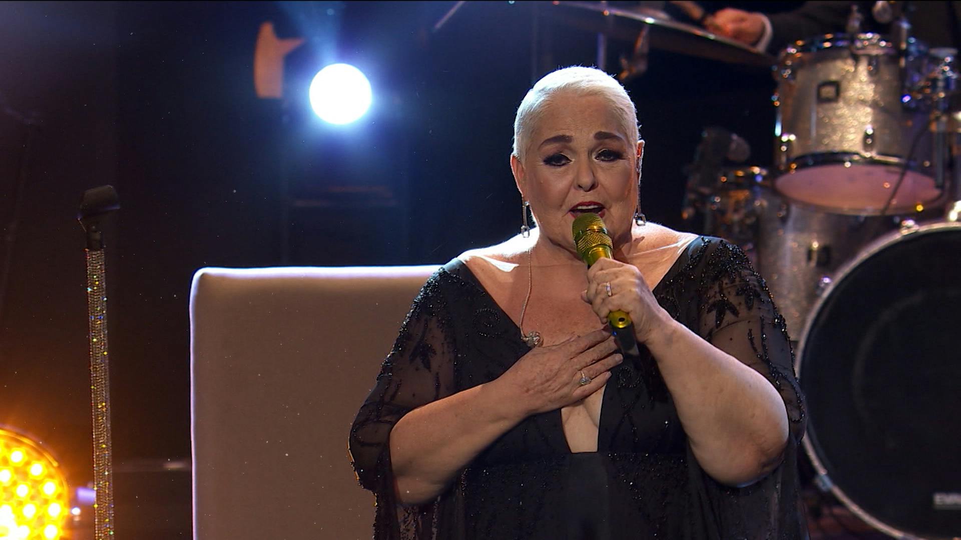 "¡Enorme cantante!”, Lupita D’Alessio se desvive en elogios hacia Danna por Mentiras All Stars