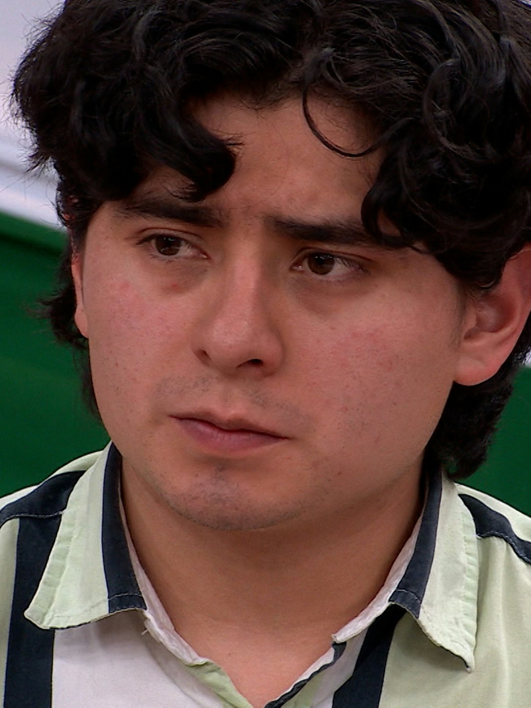 ¡Basta! Luis está harto de dar aventones sin que le paguen la gasolina