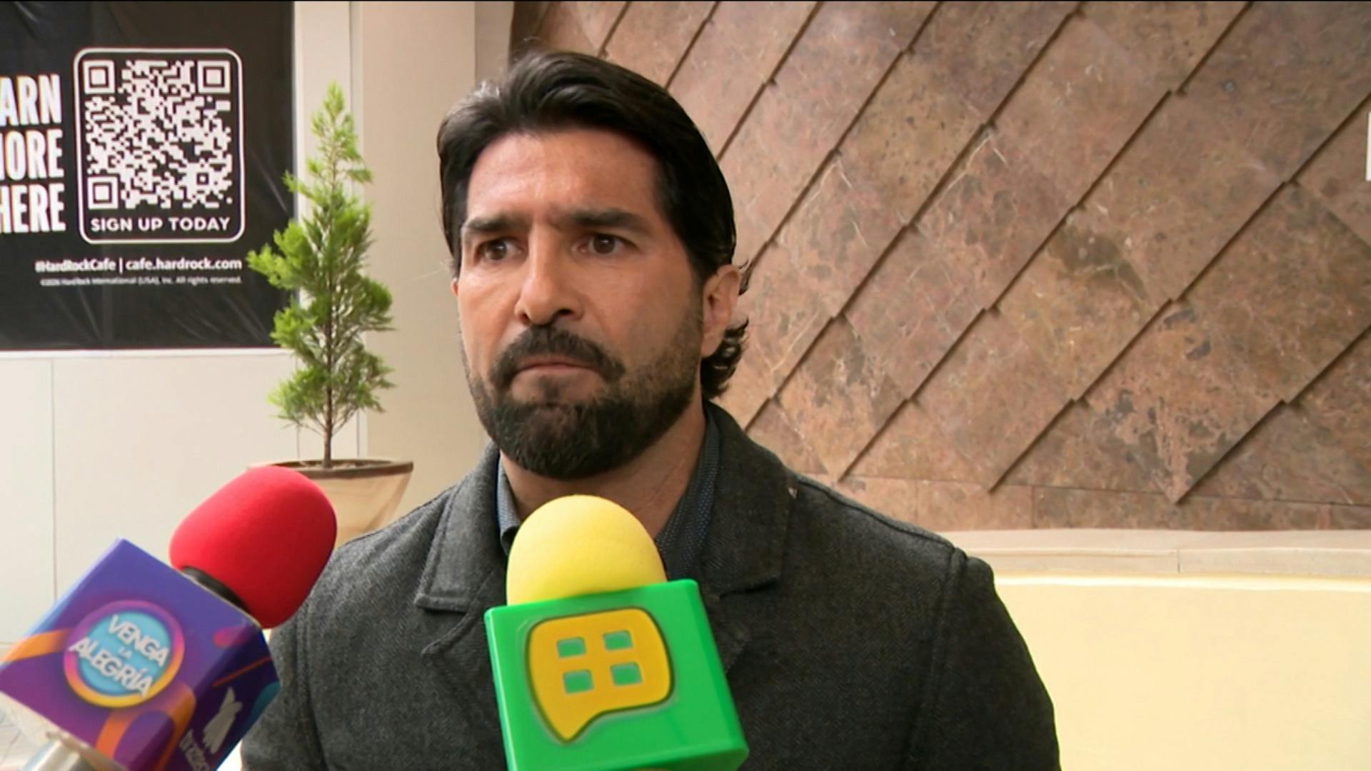 ¿Arturo Carmona podría reencontrarse con Alicia Villarreal cuando nazca el bebé de su hija, Melenie? Esto dice