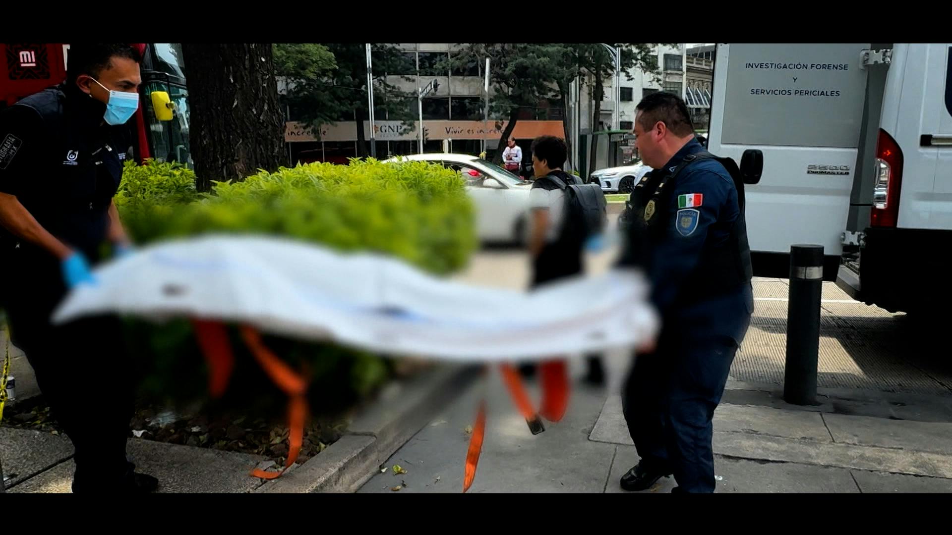 Tragedia en Avenida Reforma: hombre de 75 años se desvanece y pierde la vida