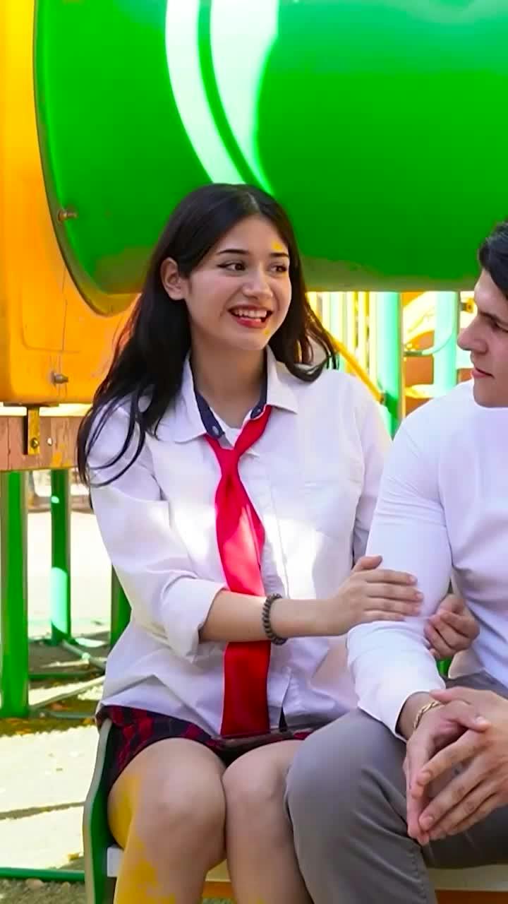 Parte 2 | Descubrieron al profesor con un amor prohibido