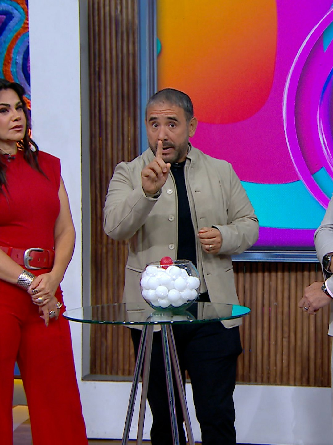 ¡Renueva tu energía y prepárate para recibir abundancia en el equinoccio de otoño! Helios Herrera