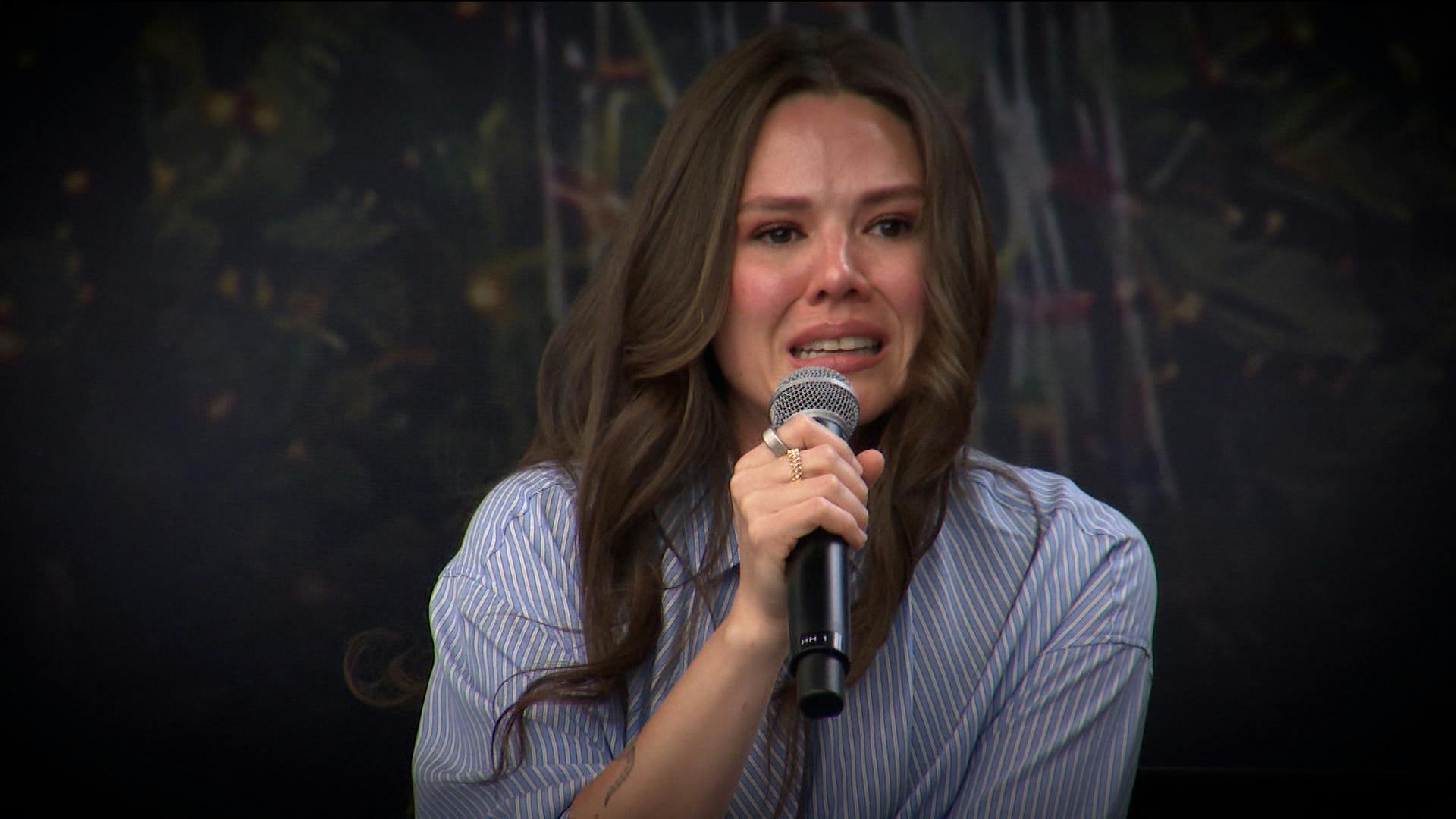 "¡Me muero de miedo!”, Joy Huerta rompe en llanto y comparte su postura tras la pausa musical de su hermano Jesse