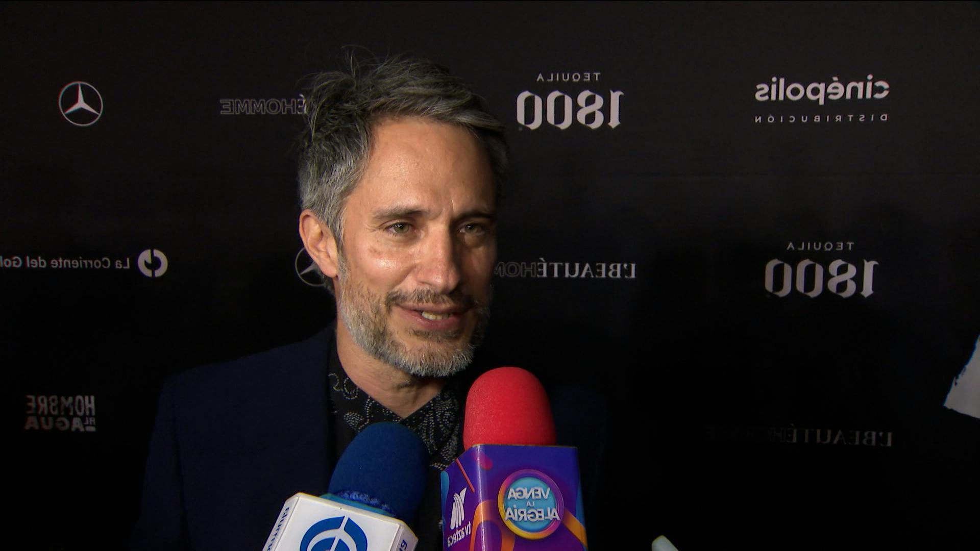 "¡Me siento responsable con mi colmena, que es México!”, Gael García Bernal presentó Hombre al Agua en la Cineteca Nacional