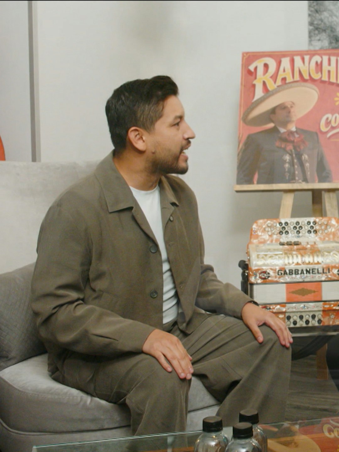 Espectáculos: Entrevista exclusiva con Julión Álvarez, ¿nuevo romance de Imelda Tuñón? y Alfredo Adame celebra a La Granja VIP