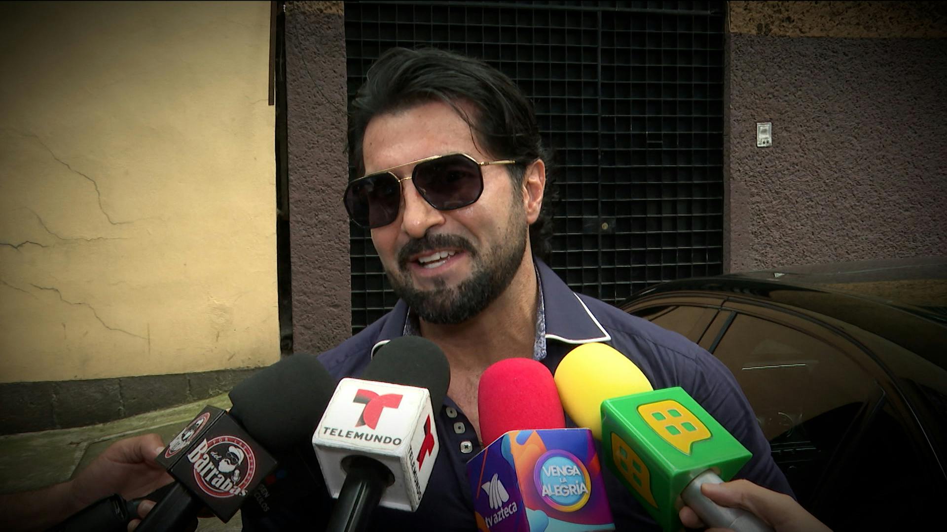¿Arturo Carmona o Cruz Martínez? ¿Quién pagaría la boda de Melenie? ¡Esto contestó el actor!