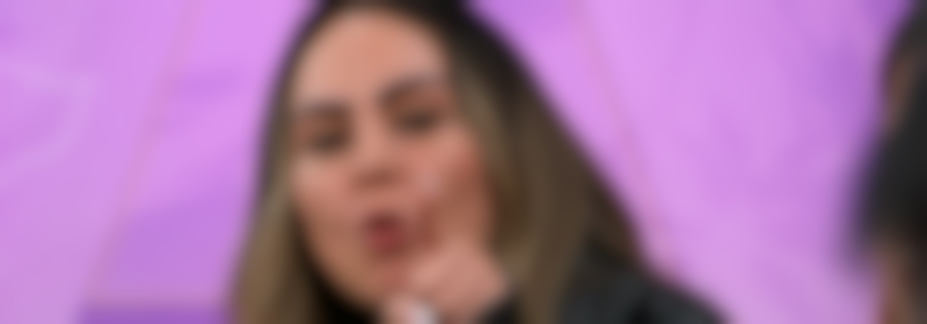 ¡Prófugos del ácido fólico! Virginia está harta de que a su amiga le vean la cara