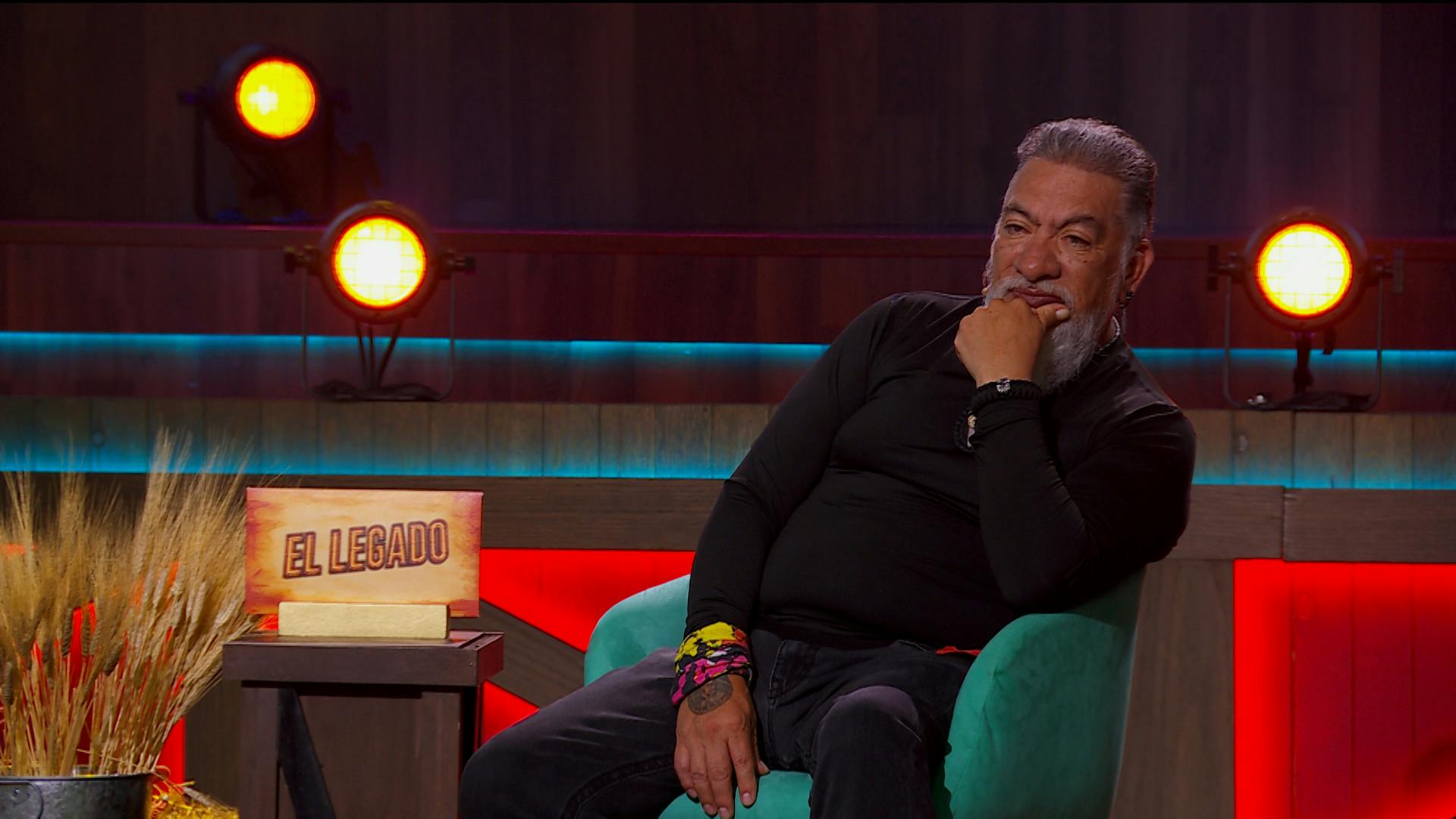 Carlos Trejo es ENCARADO por los Críticos de La Granja VIP tras su salida en el emblemático reality y con el público en redes
