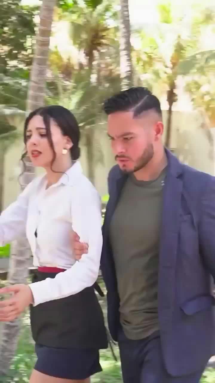 Parte 8 | Llegó a interrumpir el compromiso de su ex y terminó enamorada del tío