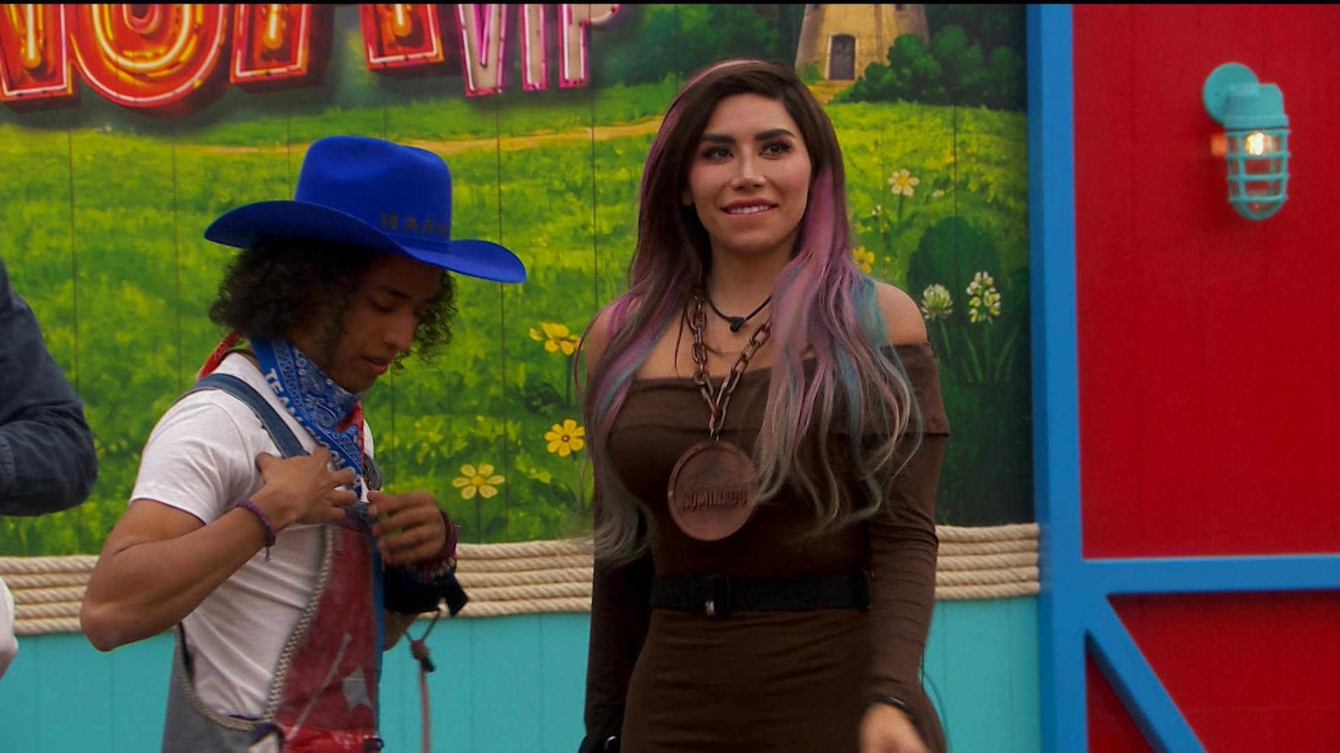 ¡Una oferta innegable! Adal Ramones propone un cambio de parejas para que Kevyn “Bicolor” Contreras y Daniela “Bebeshita” pasen una noche juntos en La Granja VIP