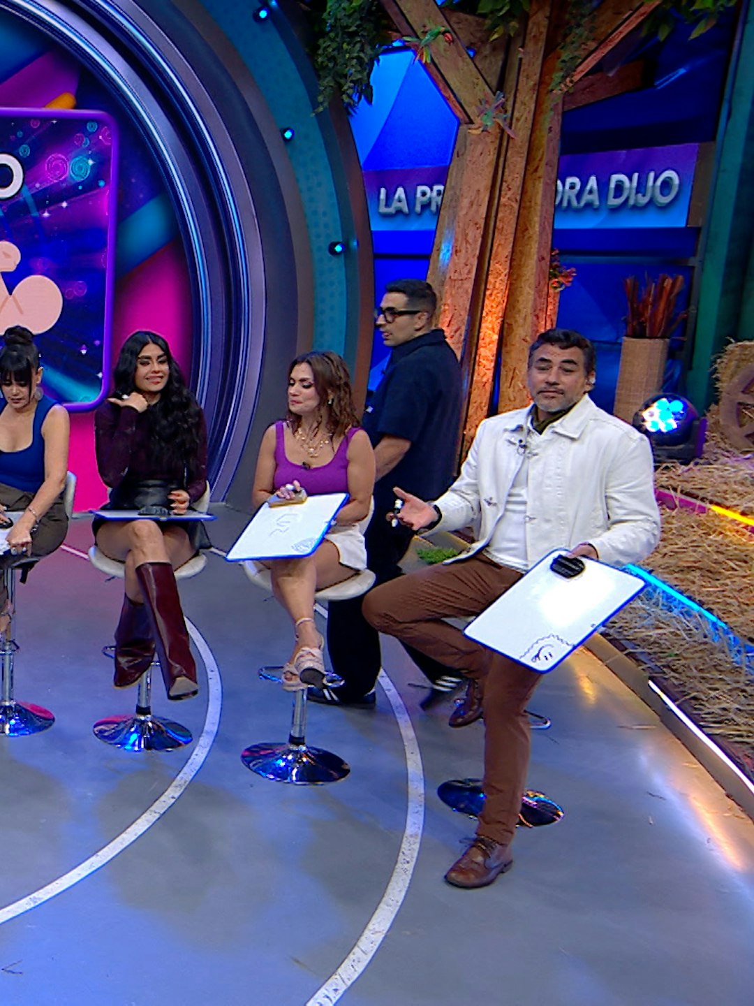 Venga La Alegría | Programa 1 de octubre 2026 Parte 2 | Rocío Banquells defiende a Aleks Syntek, los mejores juegos y mucho más