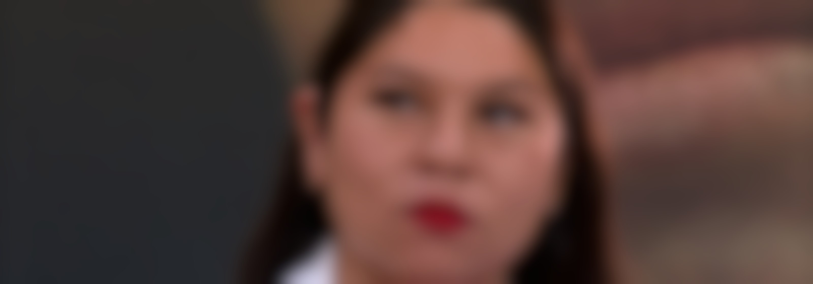 "¡Ni que fuera un ratero!”, Elena defiende a su hermano de su cuñada, quien desconfía de él