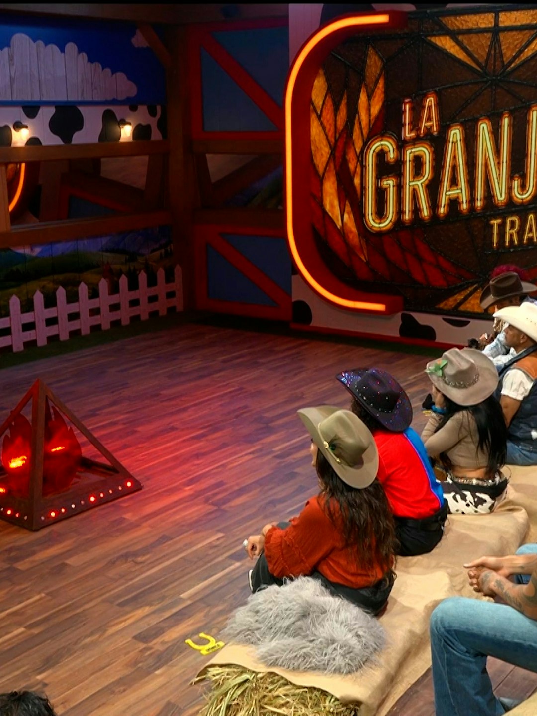 ¿A quién salvan y a quién TRAICIONAN? Julio Camejo y “Bebeshita” dan su decisión final, dando a conocer al Granjero que se va a la Tabla de Nominación en La Granja VIP