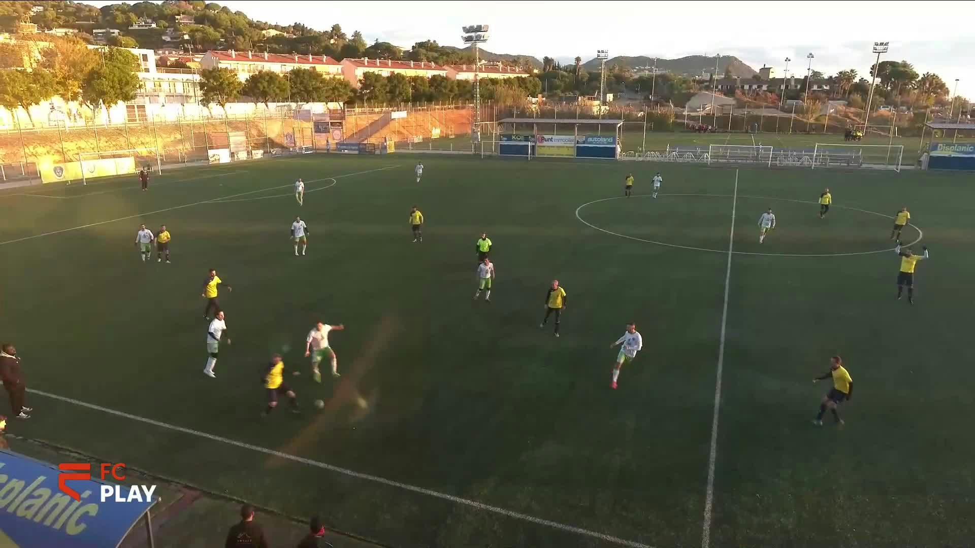 LLIGA VETERANS	Premia de Dalt 	LLC