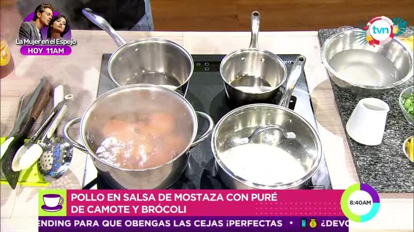Delicioso platillo: pollo en salsa de mostaza con puré de camote y brócoli