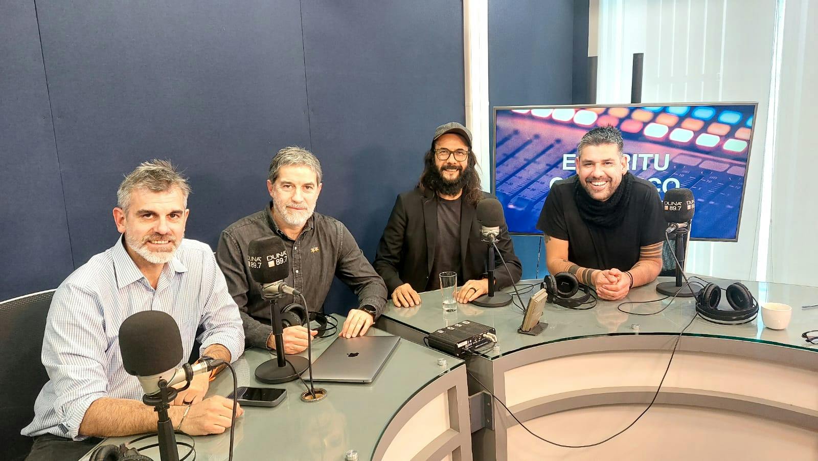Marcelo Lagos y los límites de la ciencia frente a un modelo creador de desastres episode artwork