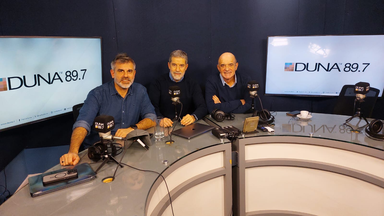Dr Francisco Barriga y la sangre que corre en el sentido de la vida