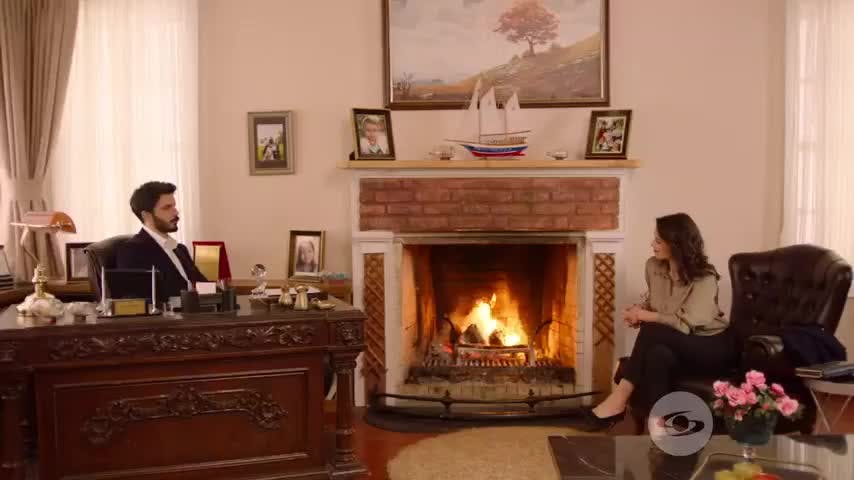 Un paso hacia su madre real