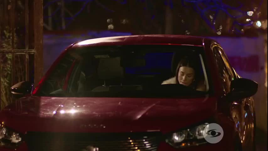 Complot mortal y verdad prohibida