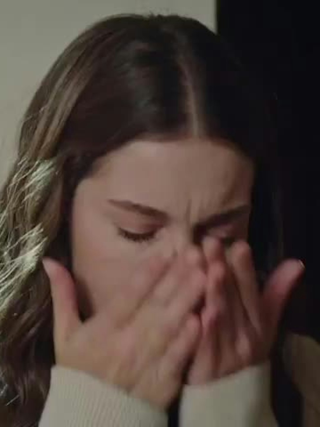 Fidan reconoce a su esposo