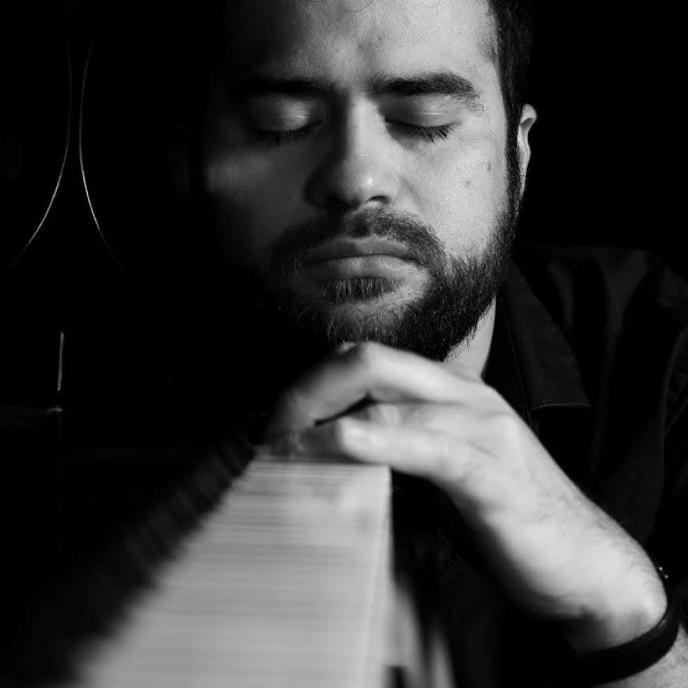 T02xP21: El pianista Humberto Ríos